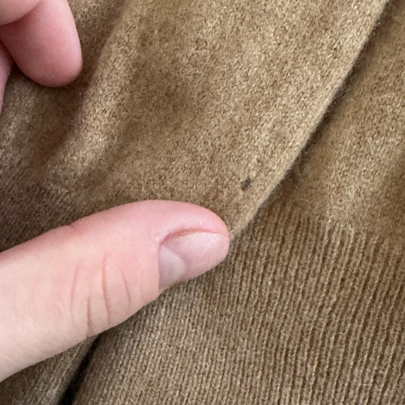 Ralph Lauren Purple Label Pure Cashmere Camel V-Neck Sweater - Picture 4 of 4